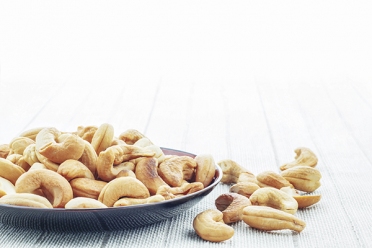 ROASTED CASHEWS BINH PHUOC