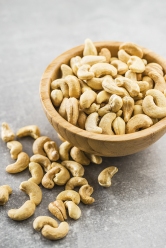 ROASTED CASHEWS BINH...